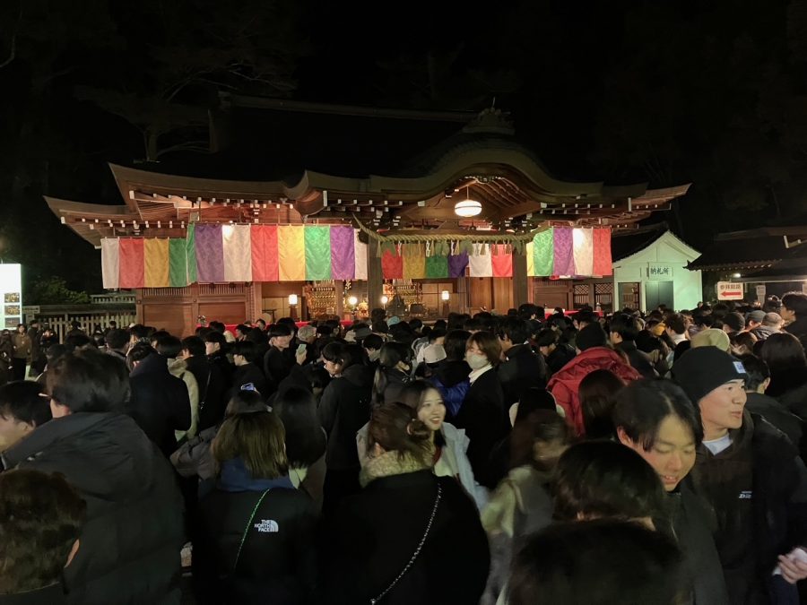 除夜の鐘と共にお参りを